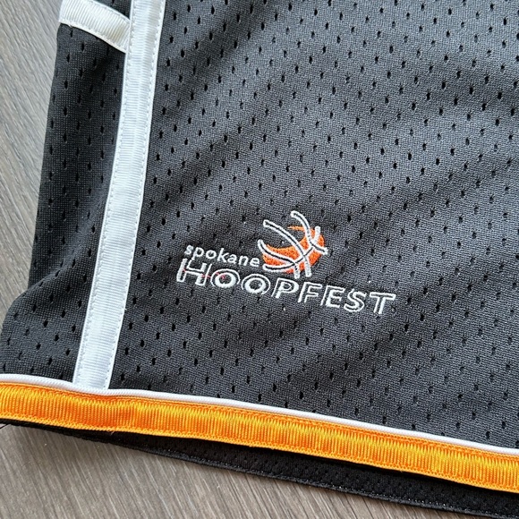 Basketball Shorts - Picture 4 of 5